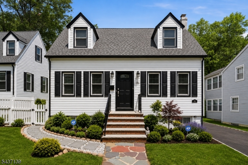 48 W Cedar St