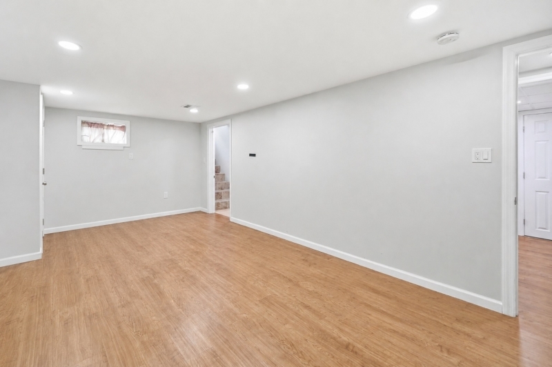 48 W Cedar St