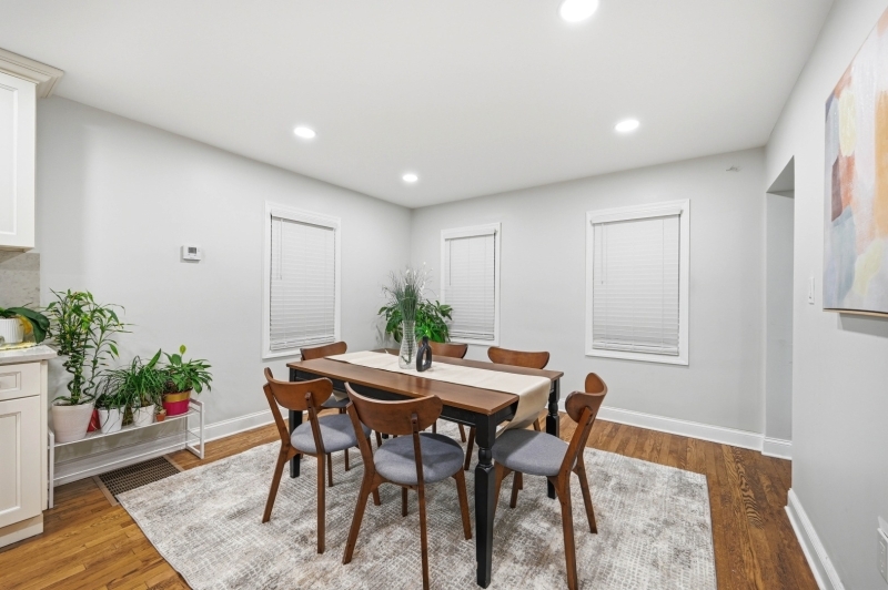 48 W Cedar St