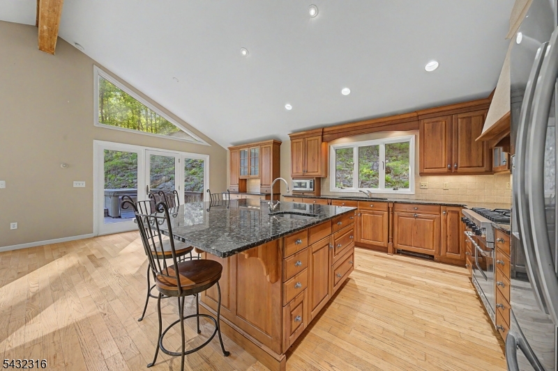 1127 Dark Moon Rd