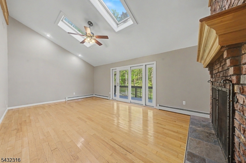 1127 Dark Moon Rd