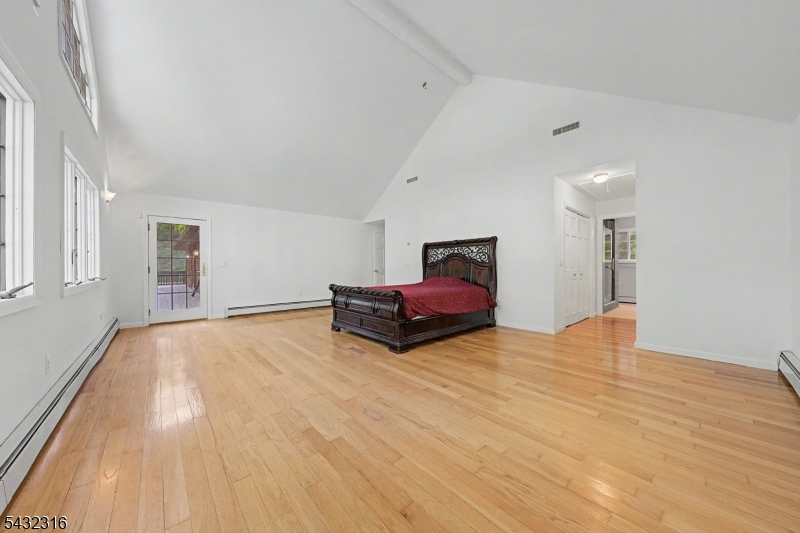 1127 Dark Moon Rd