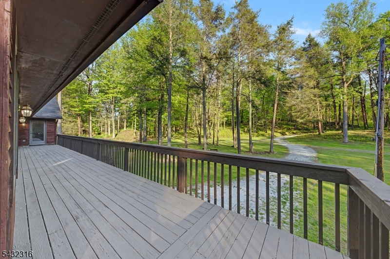 1127 Dark Moon Rd