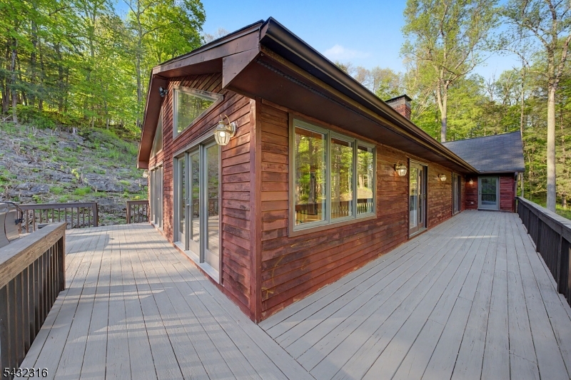 1127 Dark Moon Rd