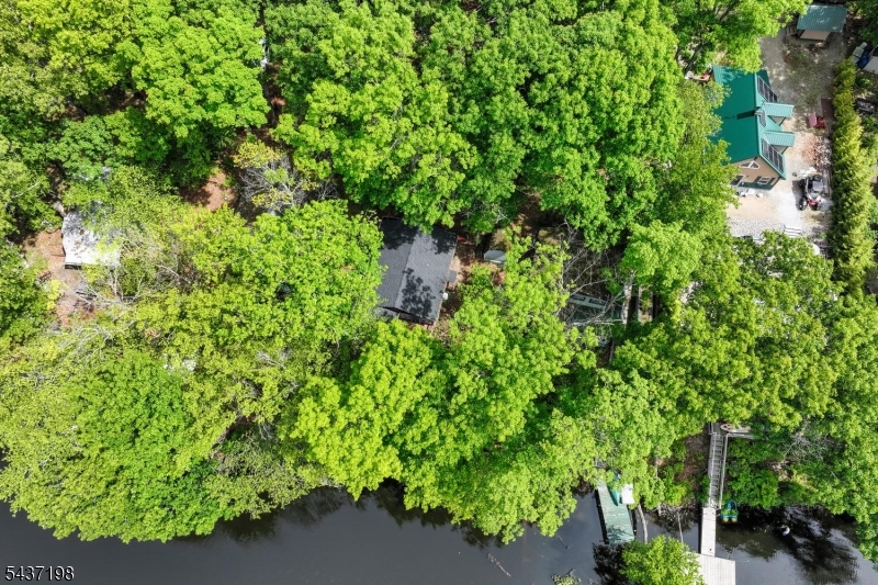 188 Longwood Lake
