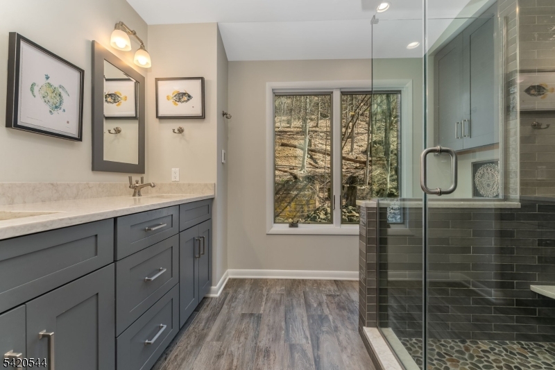 828 Star View Way
