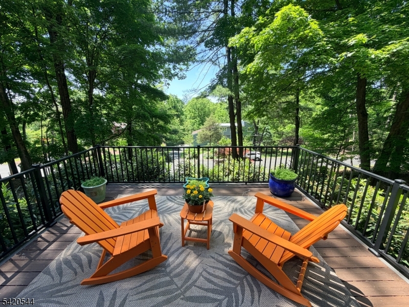 828 Star View Way