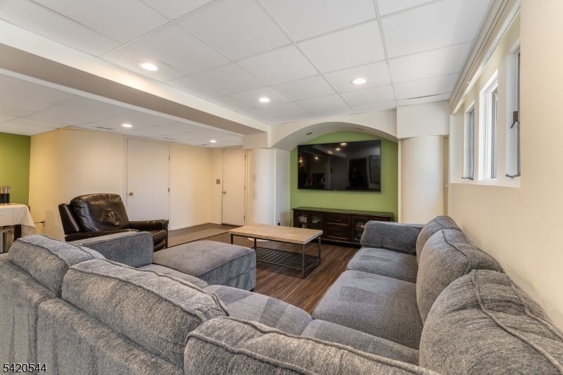 828 Star View Way