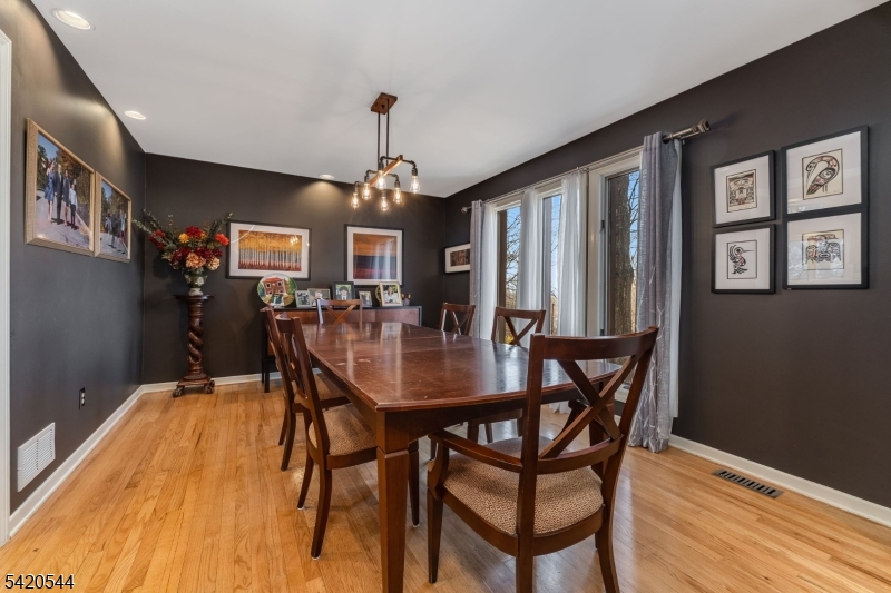 828 Star View Way