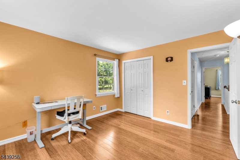 283 Floral Dr