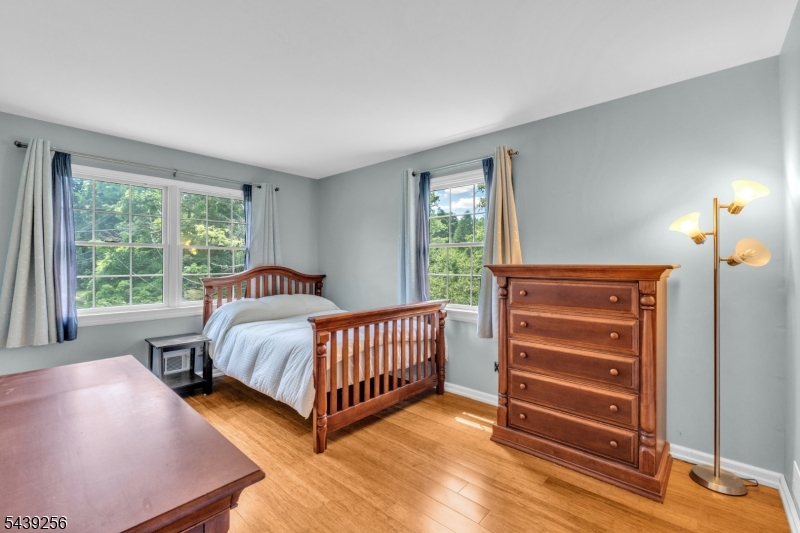 283 Floral Dr