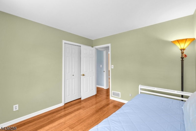 283 Floral Dr