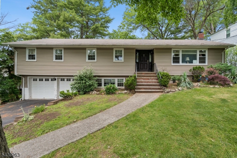 44 Korwel Cir