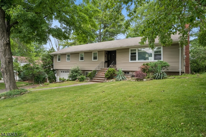 44 Korwel Cir