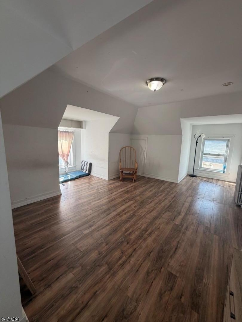 305 Leland Ave