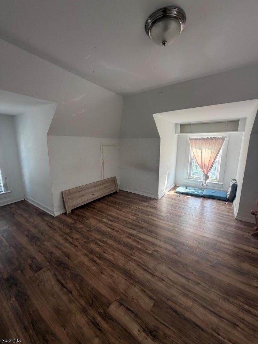 305 Leland Ave