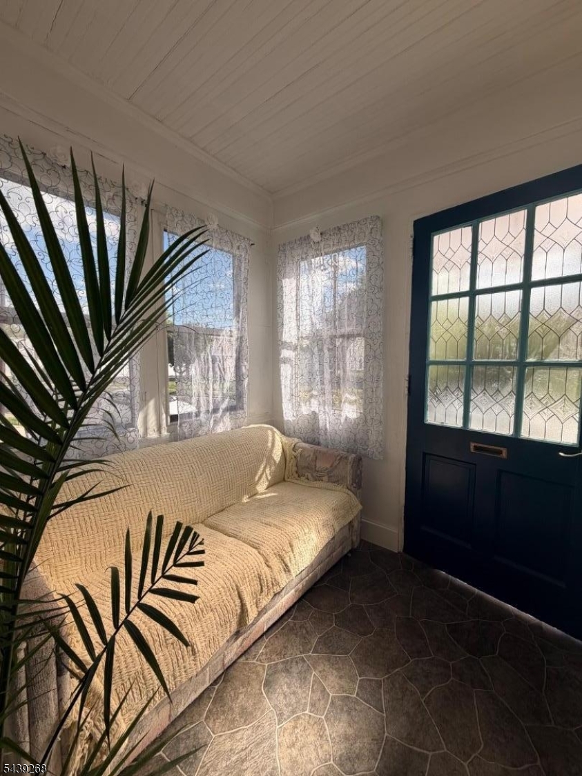 305 Leland Ave
