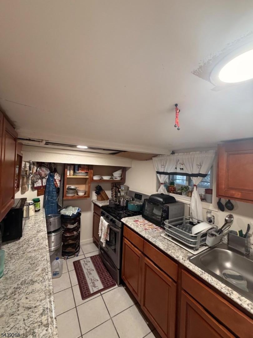 305 Leland Ave