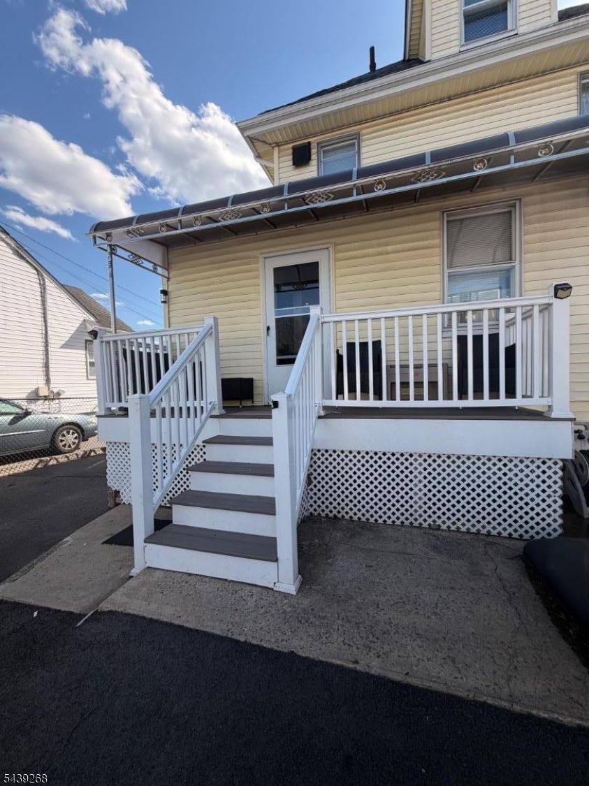 305 Leland Ave