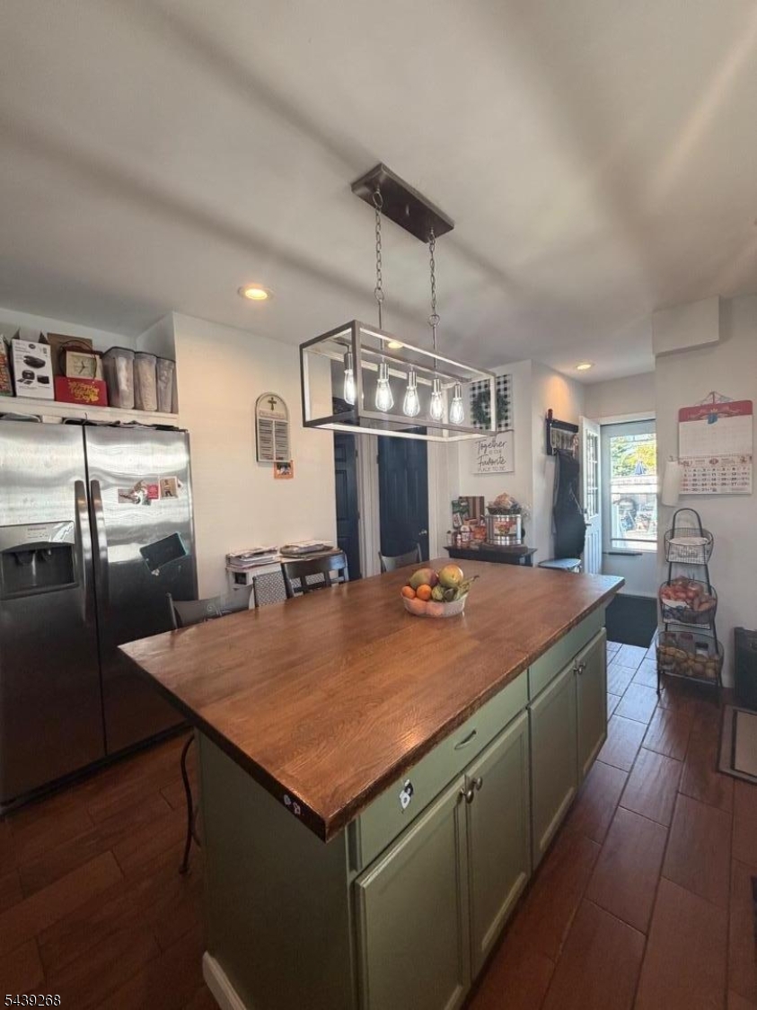 305 Leland Ave