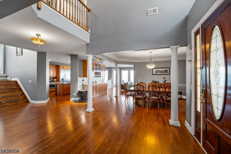 23 Lighthouse Dr