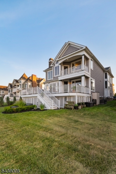 23 Lighthouse Dr