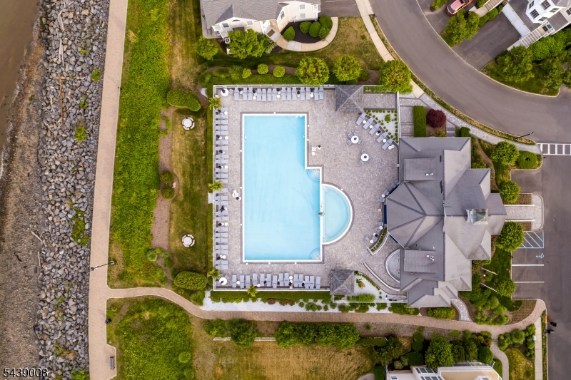 23 Lighthouse Dr
