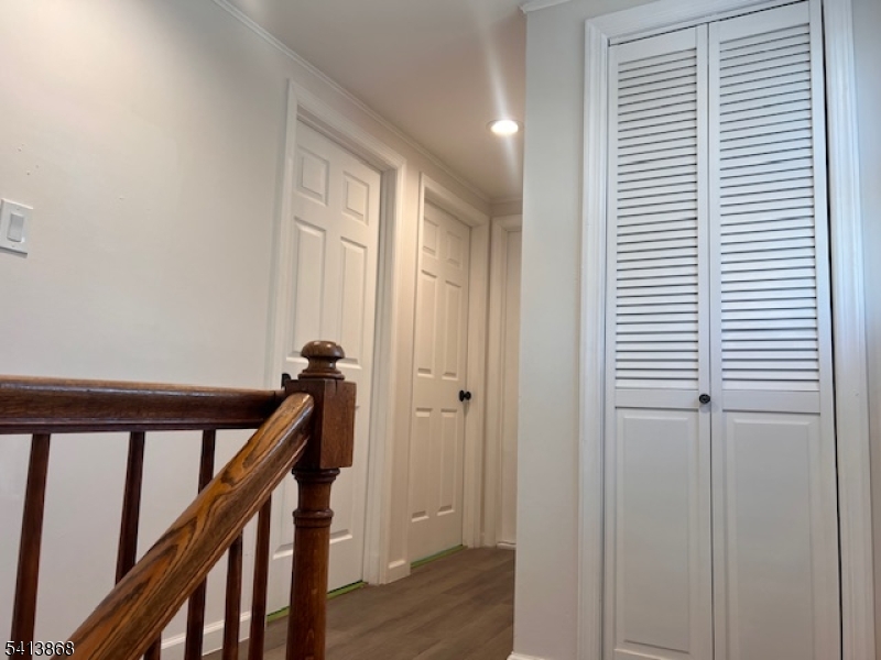 168 Oak Street (168)