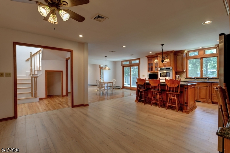 34 Knoll Rd