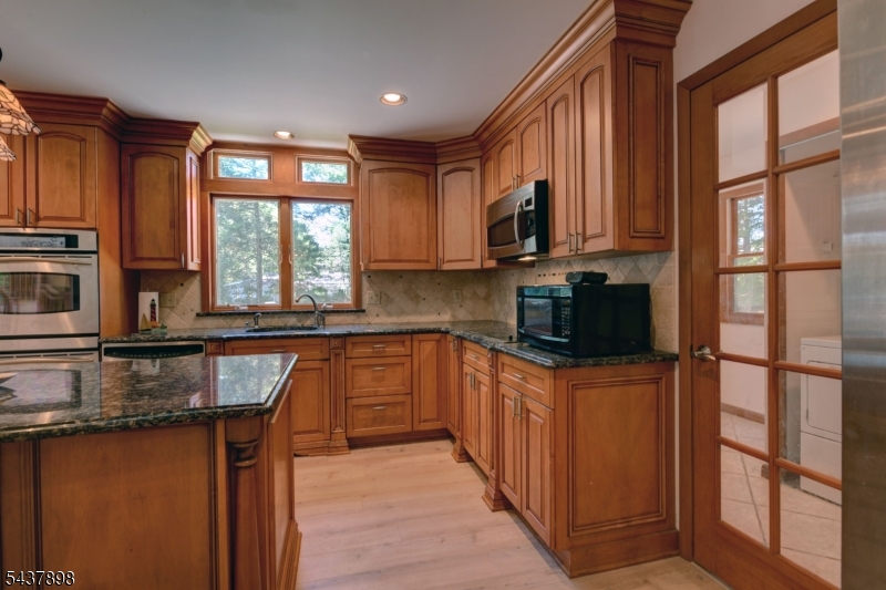 34 Knoll Rd