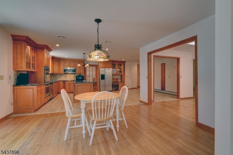 34 Knoll Rd