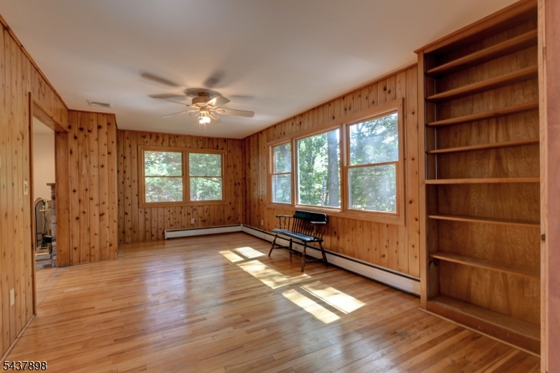 34 Knoll Rd