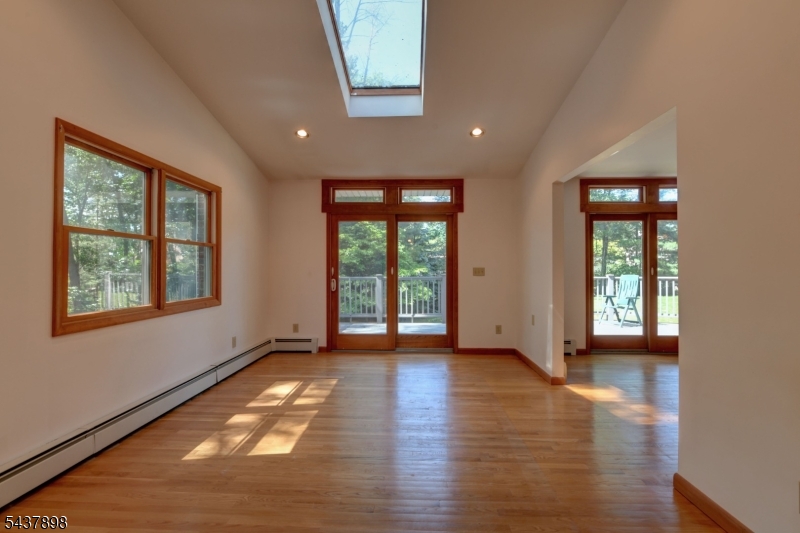 34 Knoll Rd