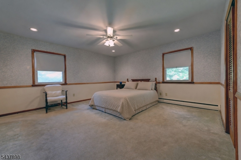34 Knoll Rd