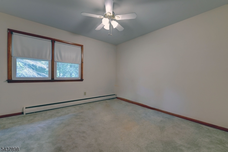 34 Knoll Rd