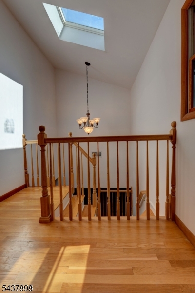 34 Knoll Rd