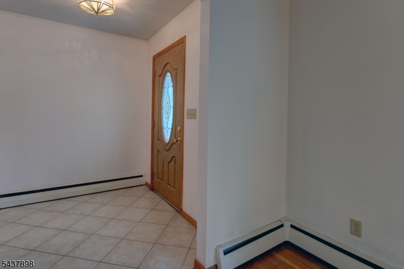 34 Knoll Rd