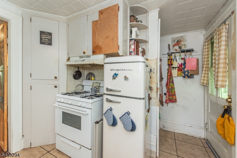 133 Woodside Ave