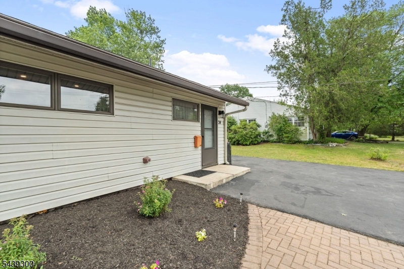 24 Cambridge Rd