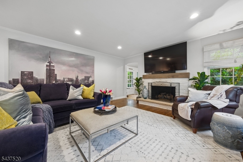 25 Grove St