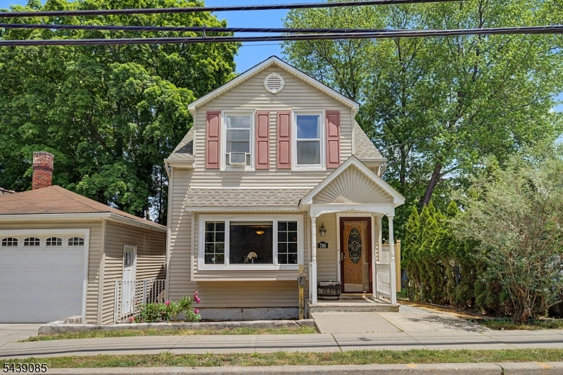 788 Belmont Ave