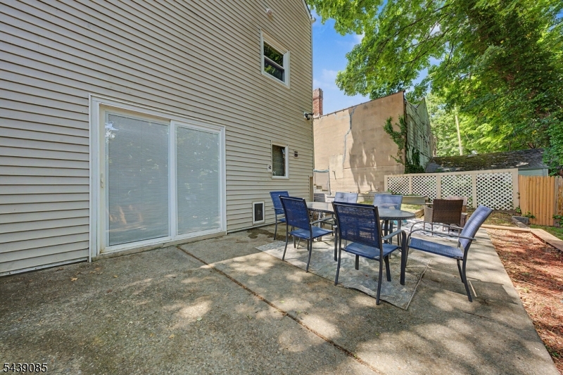 788 Belmont Ave