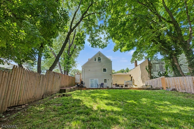 788 Belmont Ave