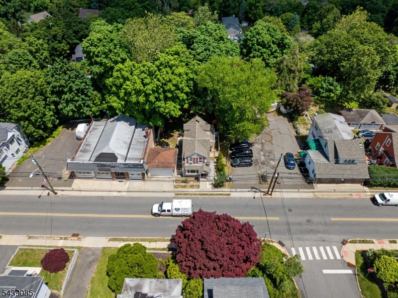 788 Belmont Ave