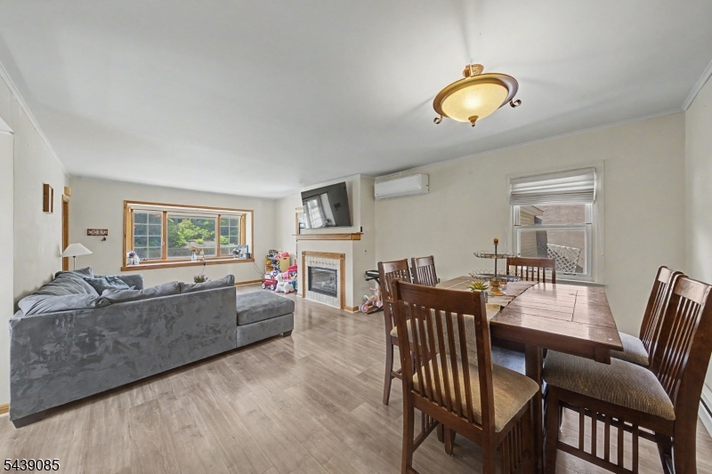 788 Belmont Ave