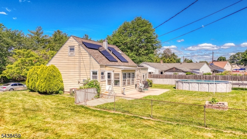 40 Windsor Dr