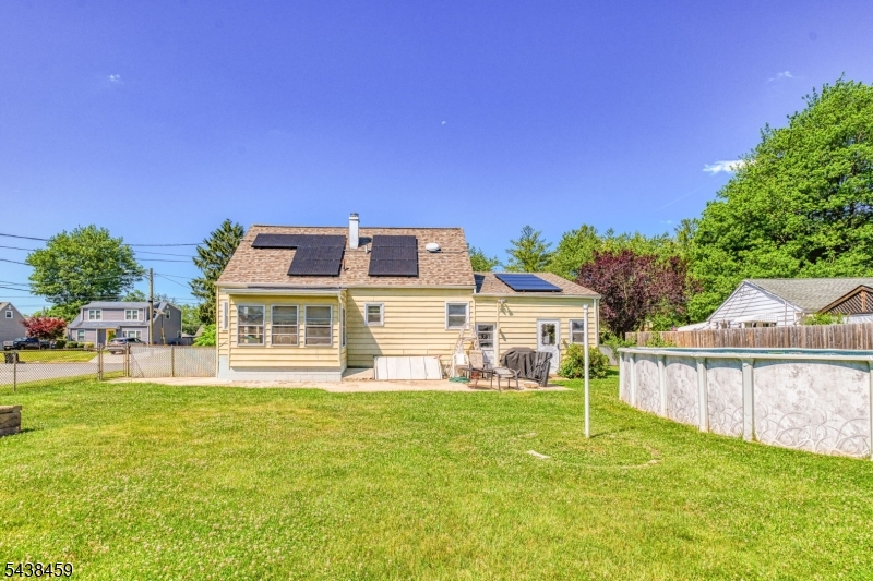40 Windsor Dr