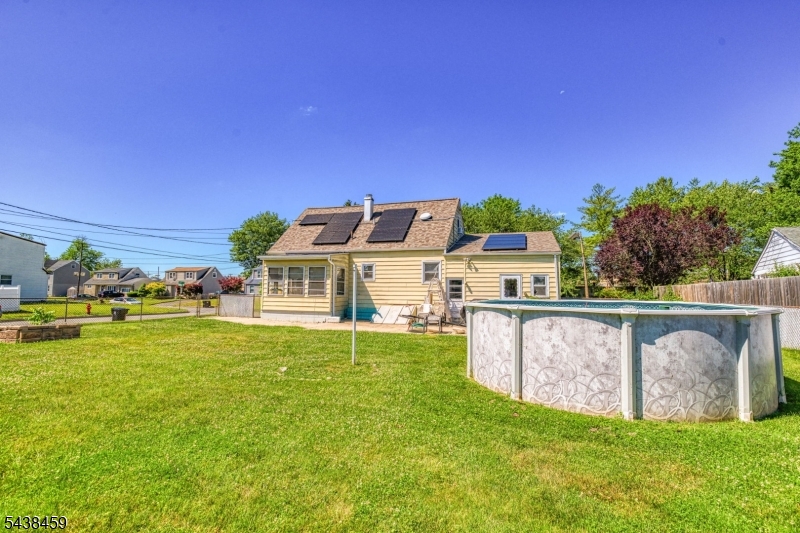 40 Windsor Dr