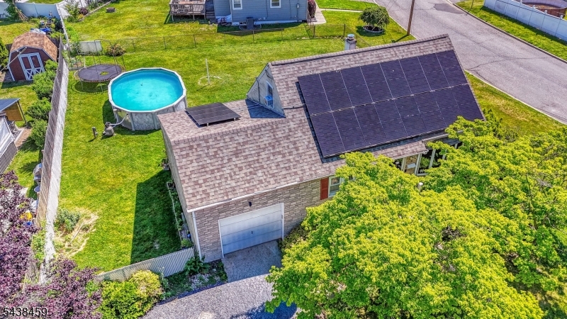 40 Windsor Dr