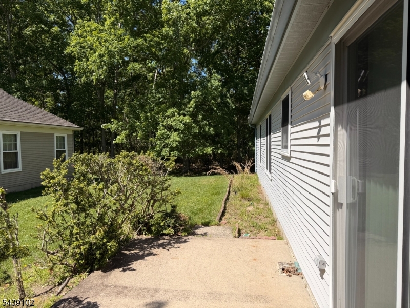 541 Petunia Ln
